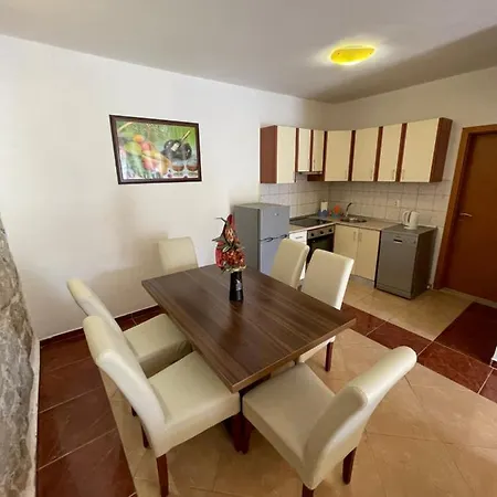 Ivan I Matej Appartement Blace