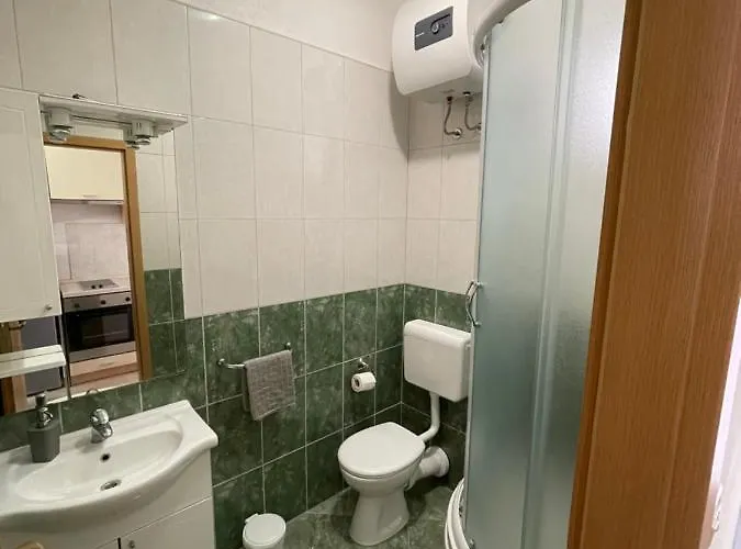 Ivan I Matej 아파트